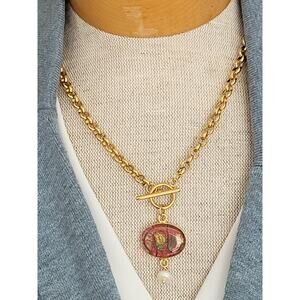 Pendant Hand Painted Oil and Resin with Pearl  Old Money Classic Artsy with Bag